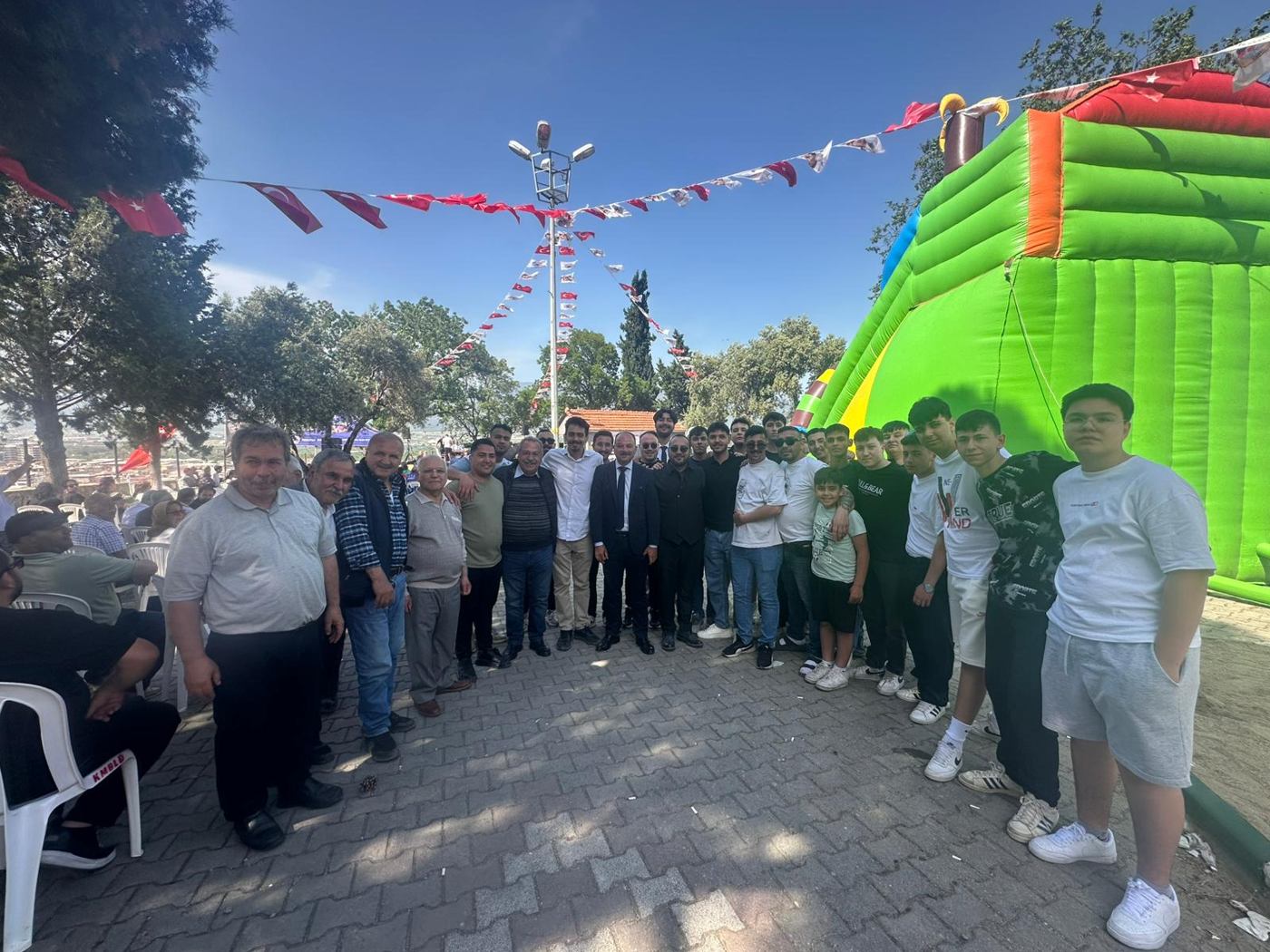 10 MAYIS 2026 PAZAR GÜNÜ, İZMİR İLİ KEMALPAŞA SOĞUKPINAR ŞUBEMİZ TARAFINDAN DÜZENLENEN 2. BADEM DEDE BAHAR ŞENLİĞİNE, GENEL MERKEZ YÖNETİM KURULU VE ÇINARKÖY ŞUBEMİZLE BİRLİKT - Fotoğraf 3